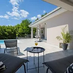 Villa Sanja *