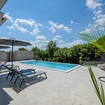 Villa Sanja Veligolji